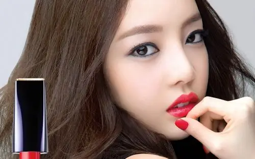 韩国美女具荷拉明星壁纸