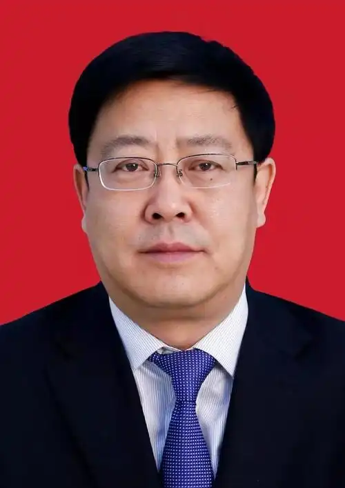 高峰简历据张家口日报消息,中秋节假期期间,市长武卫东先后调研主城区