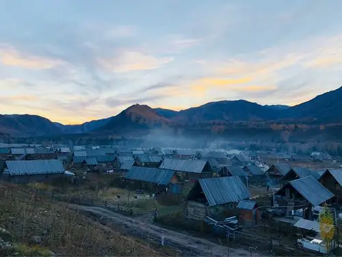 黄昏时的村庄,炊烟