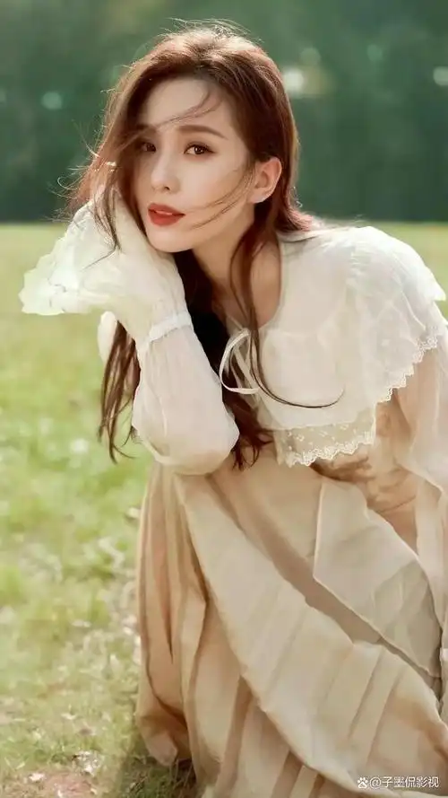 刘诗诗休闲生活照美丽动人魅力无限