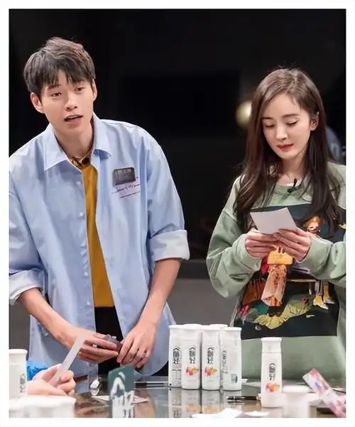 杨幂秦岚接连沦陷事实证明魏大勋才是真正的人间清醒