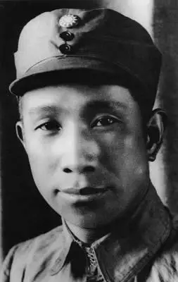 [八一征文]---军魂---白头佬黄工(奖励30点财富值)