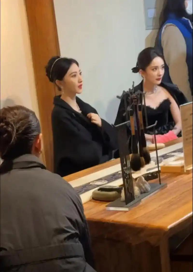 景甜杨幂,都是过了35岁的人,怎么还真的好看?