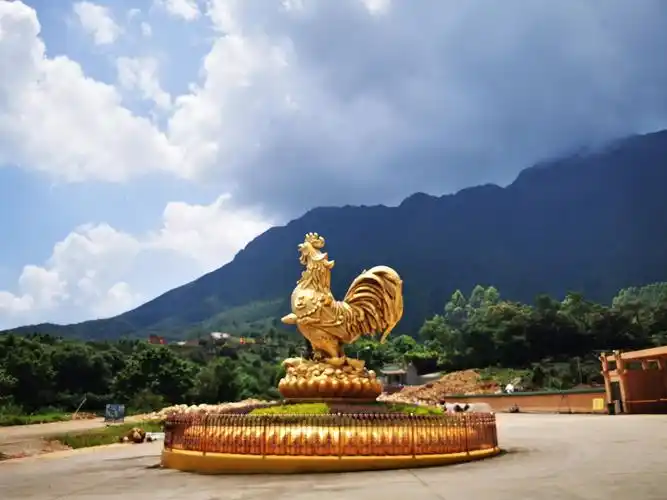 写美篇海丰鸡鸣寺,位于广东省汕尾市海丰县北部莲花山森林管理区,距