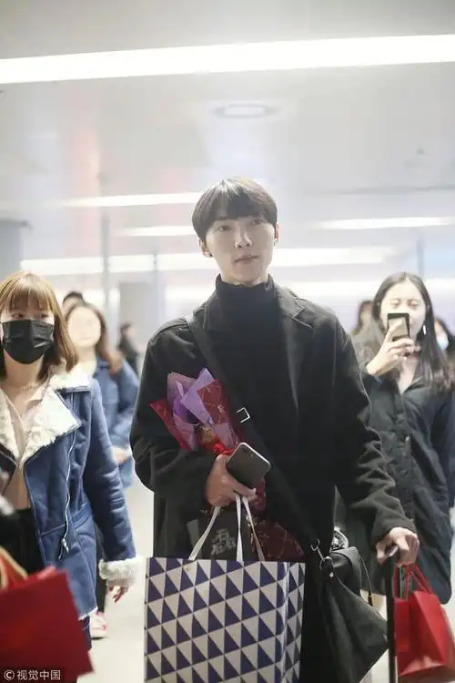 赵磊身高帅气. 图片来源:图片/视觉中国