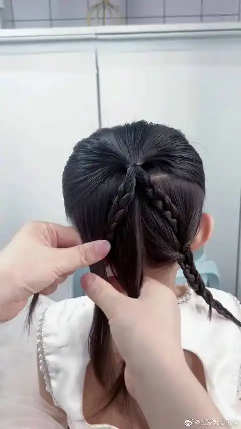 简单好看#儿童编发##公主发型##发型#头发就要折腾的微博视频