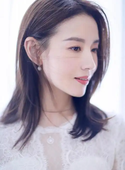 气质女神董洁:第5328期时尚潮流美图欣赏_高清图集_新浪网