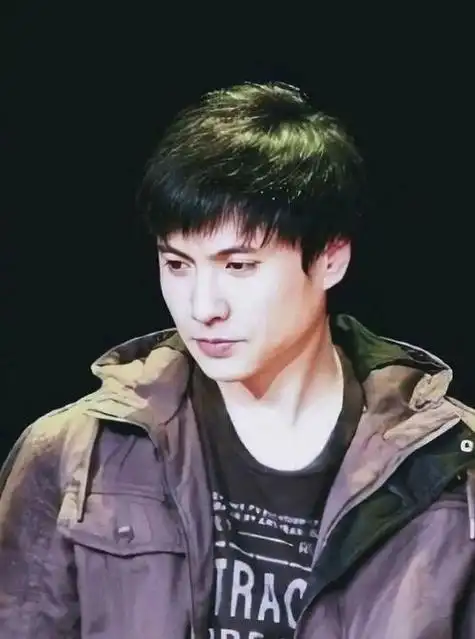 "胖成球"的沈腾老婆,让我们看到了娱乐圈的残酷真相