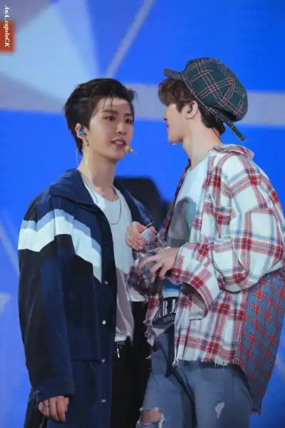 蔡徐坤范丞丞接吻