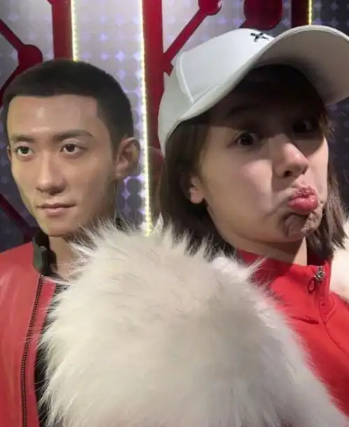 比如说周冬雨,迪丽热巴,杨幂,张一山,张艺兴,赵丽颖等,而这次杨紫的