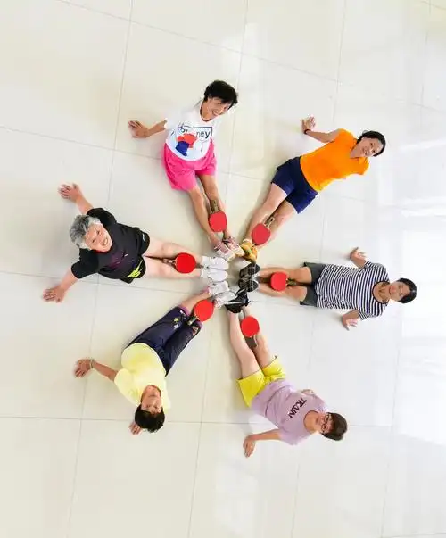 小区乒乓友谊赛(连过五人摄影)