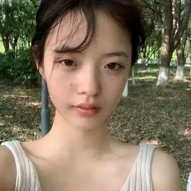 漂亮女生15至17岁照片头像贵在真实