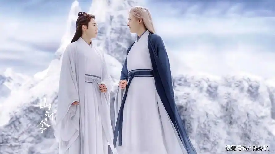 原创龚俊王一博同日官宣代言三项数据难分伯仲一代新人胜旧人