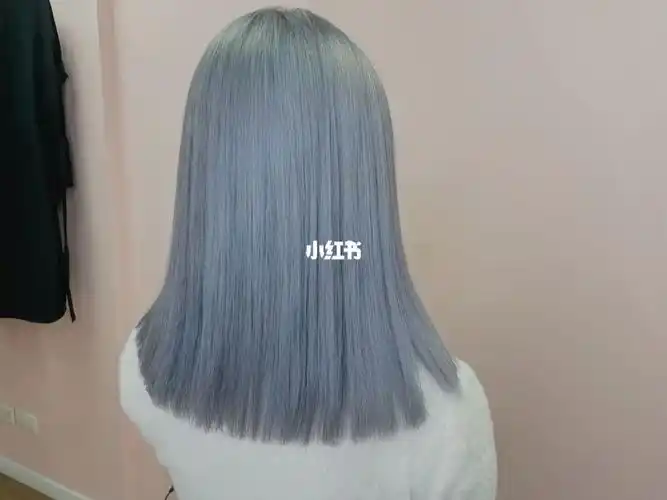 冷艳高级清冷梦幻的蓝色发色快来get同款吧