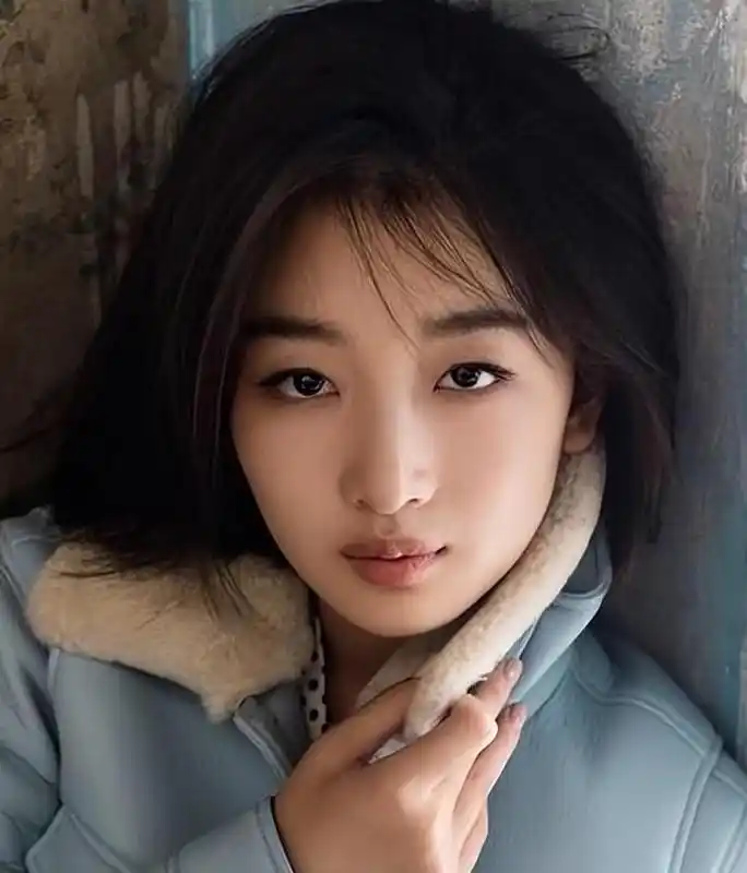 周冬雨整容成功,张艺谋却说"不能再演我的戏",这是怎么回事?