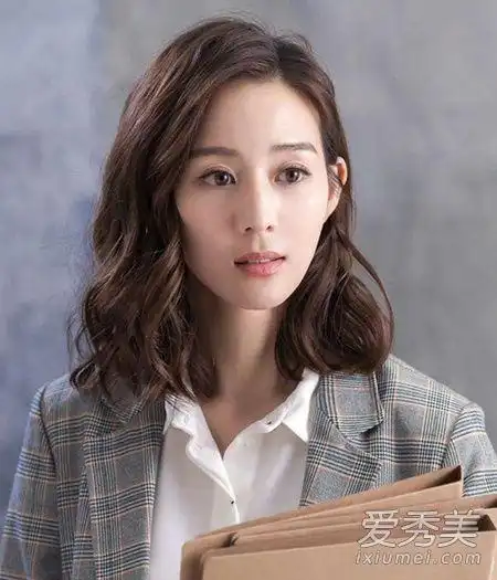 30岁女性适合留什么发型 减龄又时尚必选这10款!