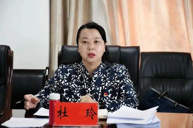 县教育局召开2022年初中校长座谈会