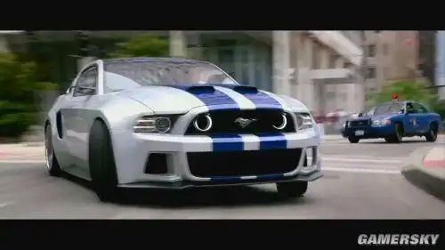 驾驶并且升级aaron paul在《极品飞车》电影中的标志性座驾福特野马gt