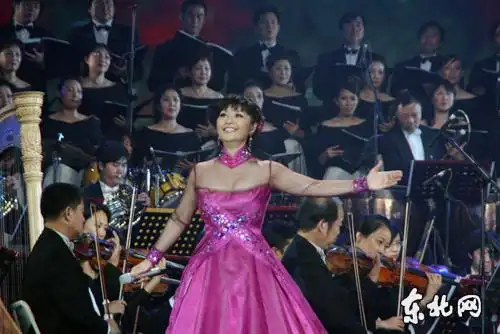 黑龙江名人殷秀梅