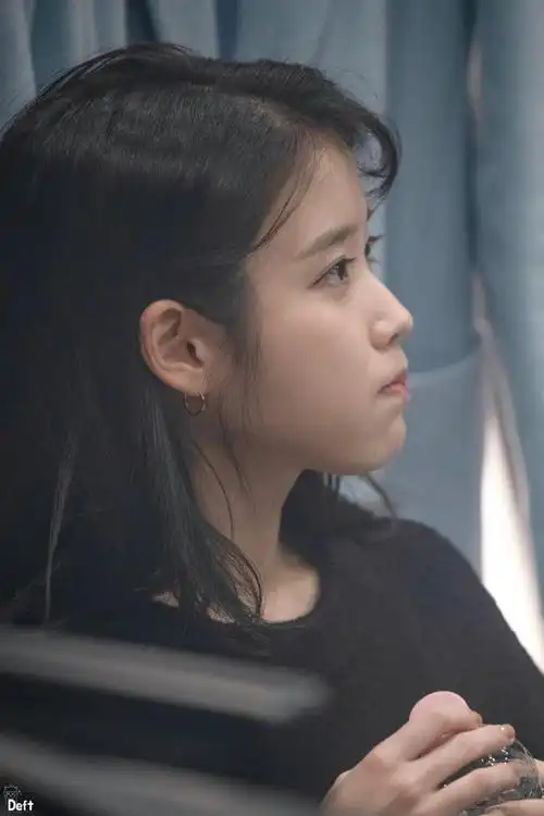 可爱iu李知恩头像