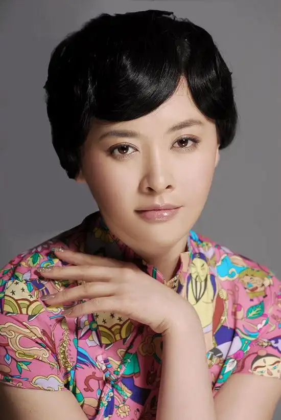 资料唐德凤凰演艺经纪公司签约艺人张慧