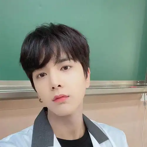 阳光帅气学生假发男碎齐刘海自然蓬松短直发齐耳修脸逼真全头发套浅