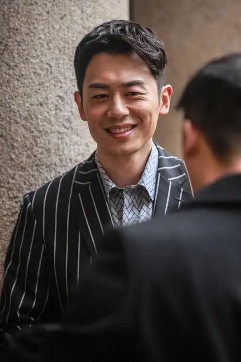 有没有人觉得,杨文昊和朱亚文有点像?