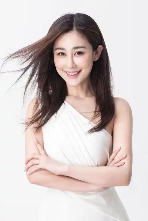 7barya7">周扬,1985年6月6日出生于辽宁省大连市,中国内地影视女演员