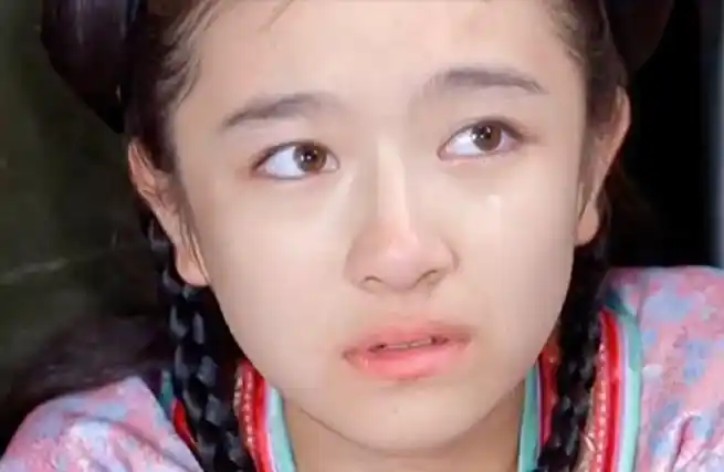 李兰迪童年照#妹妹小时候好漂亮啊,落泪看的也太心疼了了吧