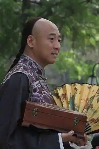 周晓鸥演技获肯定 《天行健》剧照表情雷人