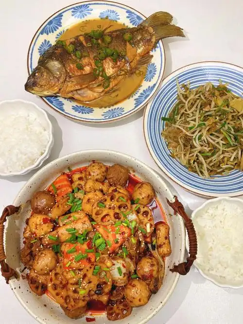 一家三口晚餐附麻辣香锅教程