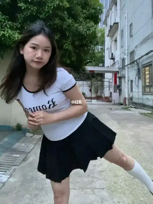 身高150,体重90斤是不是有点胖啦!