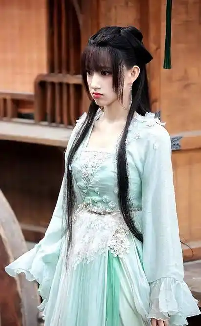 程潇古装美图二