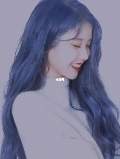 iu的紫色头发太好看了