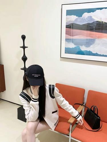 权志龙宋茜穿搭!slp风拼接皮革teddy羊毛棒球服外套女同款夹克