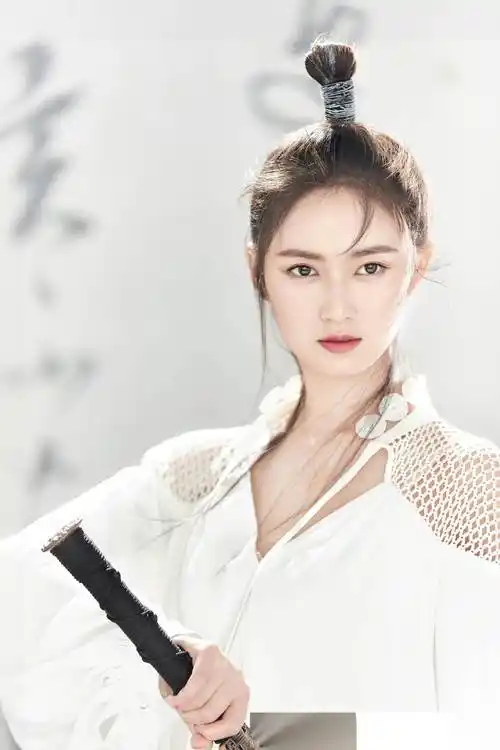 陈钰琪身材这么好?饱满有料的女神来了!