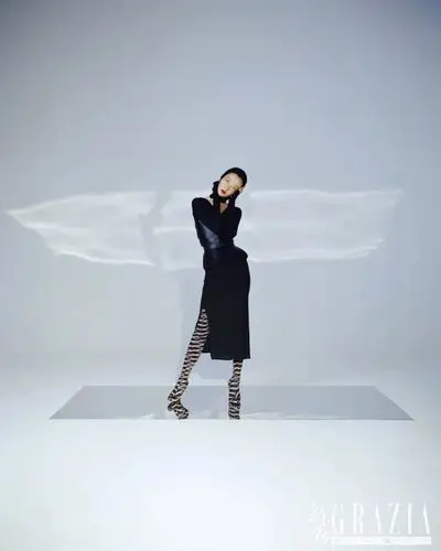 杜鹃出镜《红秀grazia 》第384期大片_潮流速递_时装_模特中国