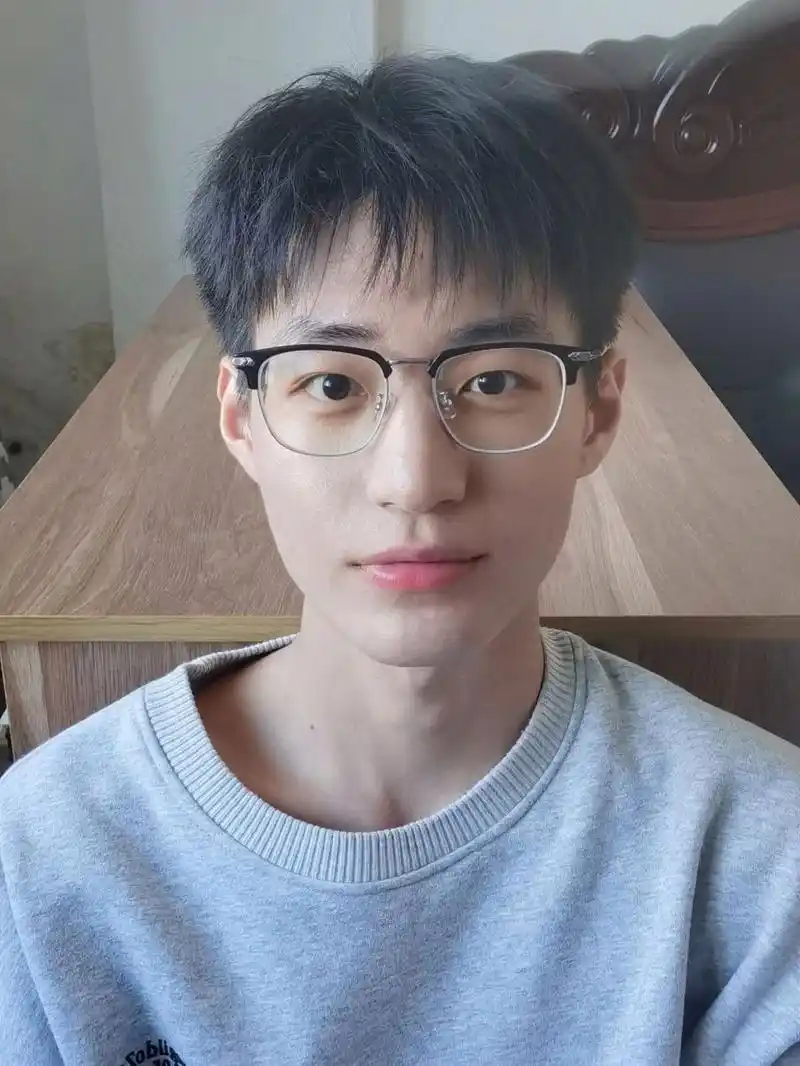 正侧脸两种风格 你pick哪一个呢