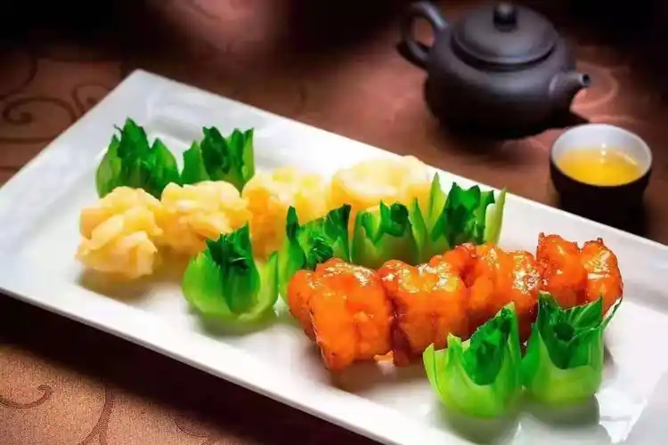 中国烹饪大师王三忠入编名厨名菜_手机搜狐网