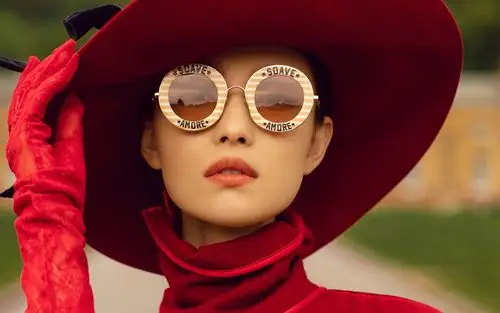 倪妮摩登复古高清桌面壁纸