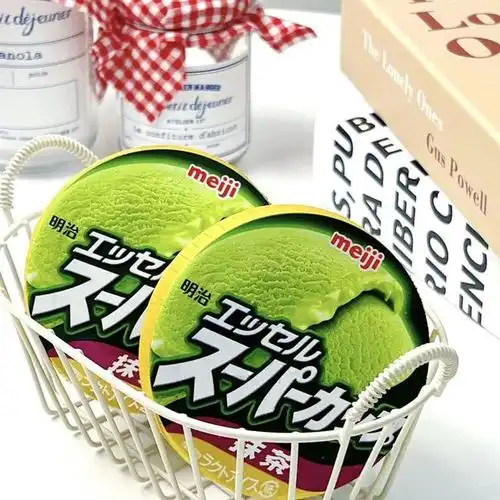 龙年的第一份冰激凌冲它meiji明治抹茶冰淇淋原装进口