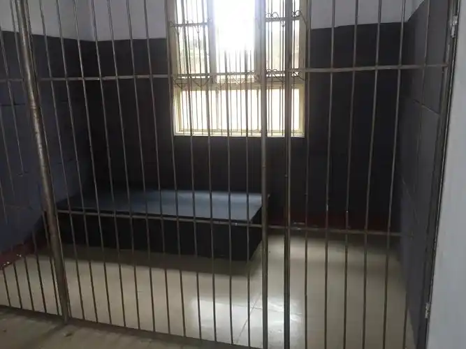 汉中市公安局南郑分局法镇派出所不断加强警营建设工作