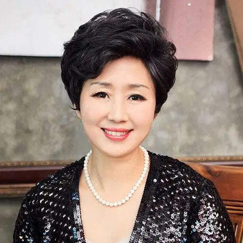 热销白色假发女_老年人白头发老人奶奶花白假发女短卷发黑多白色少