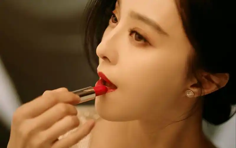 2017年12月7日范冰冰guerlain法国娇兰彩妆代言人广告