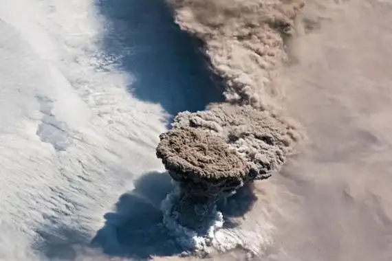 3,宇宙中最诡异的天体之"僵尸行星",有人将系外行星tmr-1c称为"僵尸