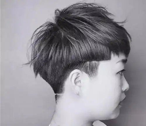 女生做什么样的短发发型帅气?