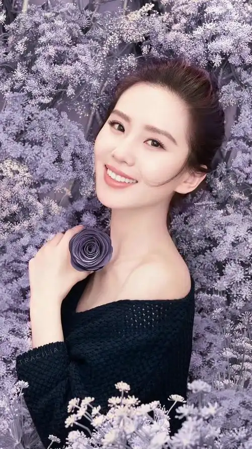 36岁刘诗诗最新写真照曝光,好期待她在一念关山里的女侠形象|演员