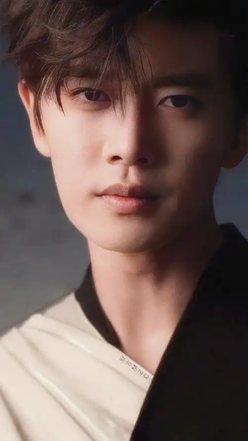 晚安图 20230802截修 x 卡大头版壁纸 6p睡前抖一抖晚安,好眠@任嘉伦