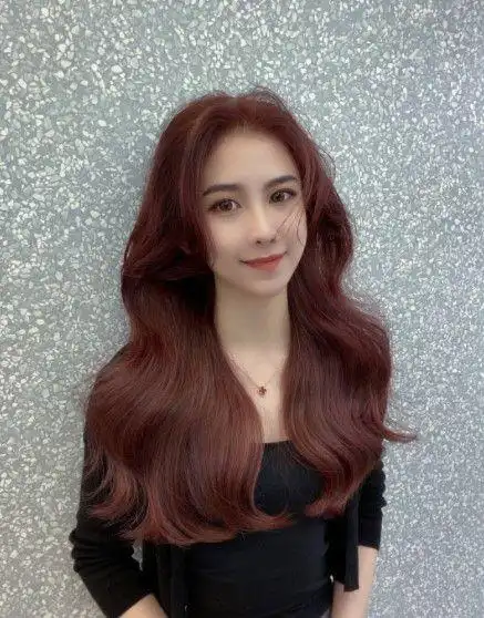 2021流行发色3款不漂染推荐:黑茶,白桃乌龙茶,红茶 百搭又减龄!