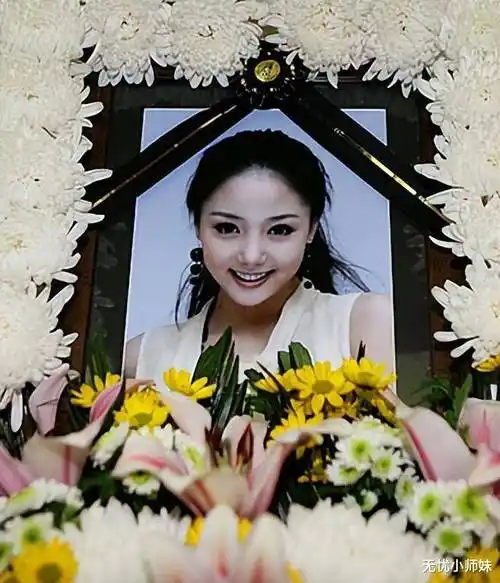 遍地都是"神的使者",娱乐圈成财阀后宫_张紫妍_崔雪莉_事情